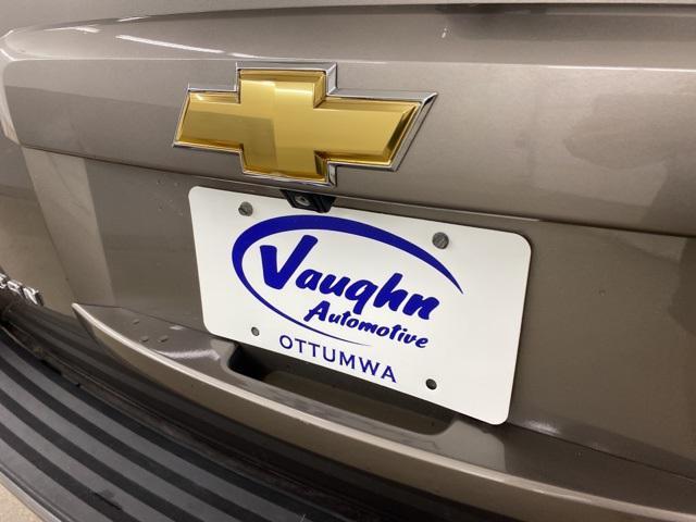used 2011 Chevrolet Suburban car, priced at $11,999