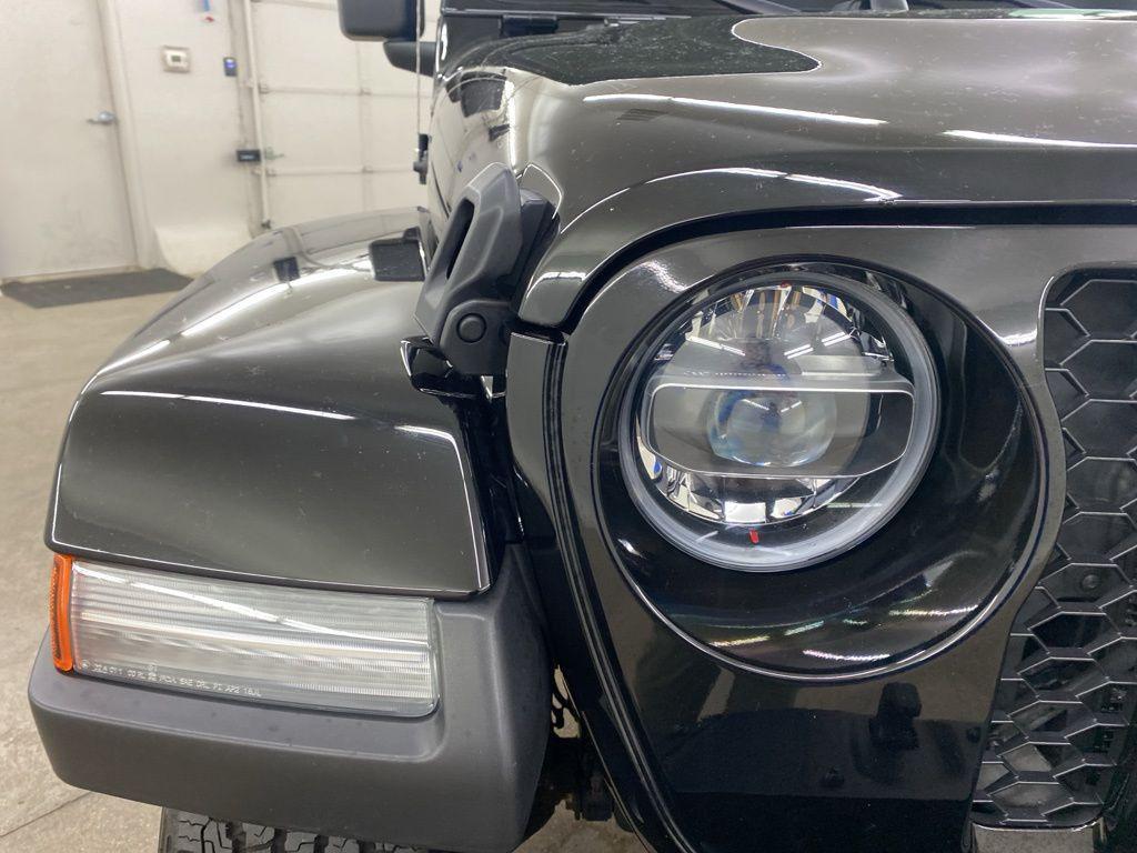 used 2021 Jeep Gladiator car, priced at $28,499