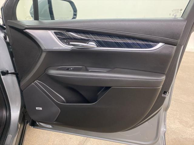 used 2024 Cadillac XT6 car, priced at $53,999