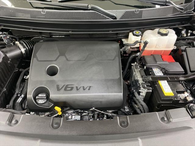used 2023 Chevrolet Traverse car, priced at $41,499