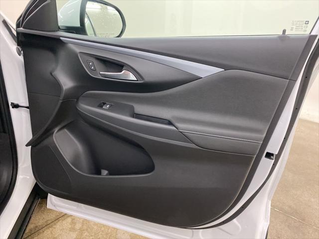 new 2025 Buick Envista car, priced at $25,706