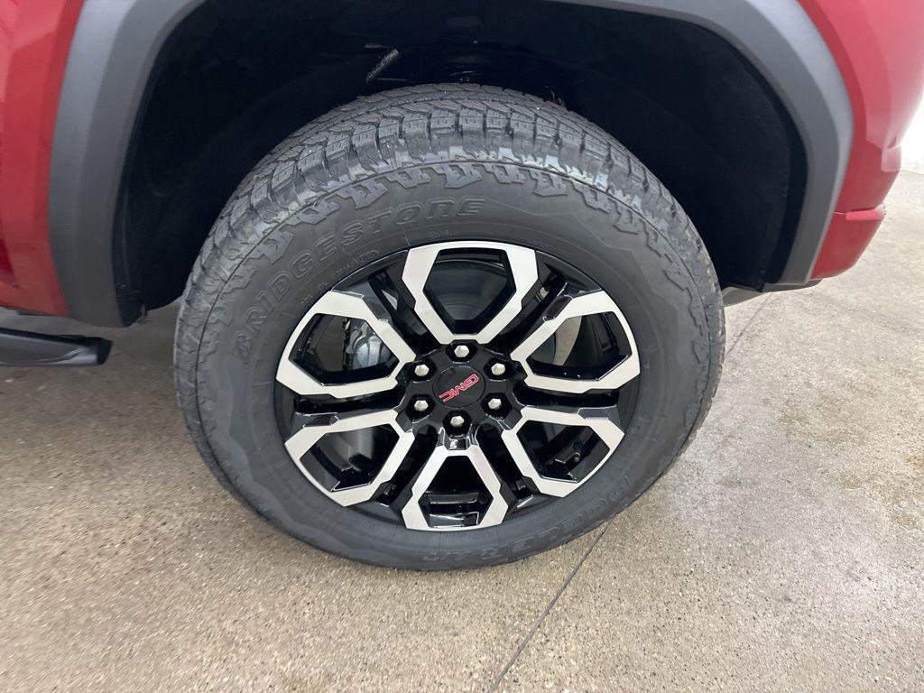 new 2025 GMC Canyon car, priced at $48,359