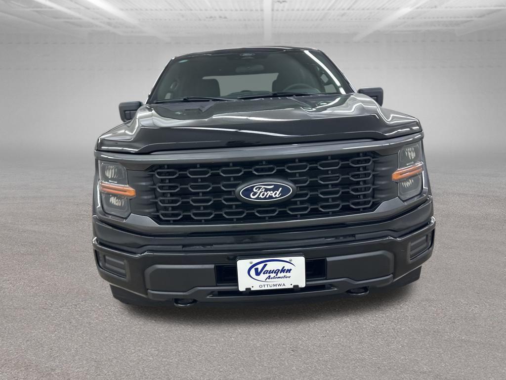 new 2025 Ford F-150 car, priced at $45,202