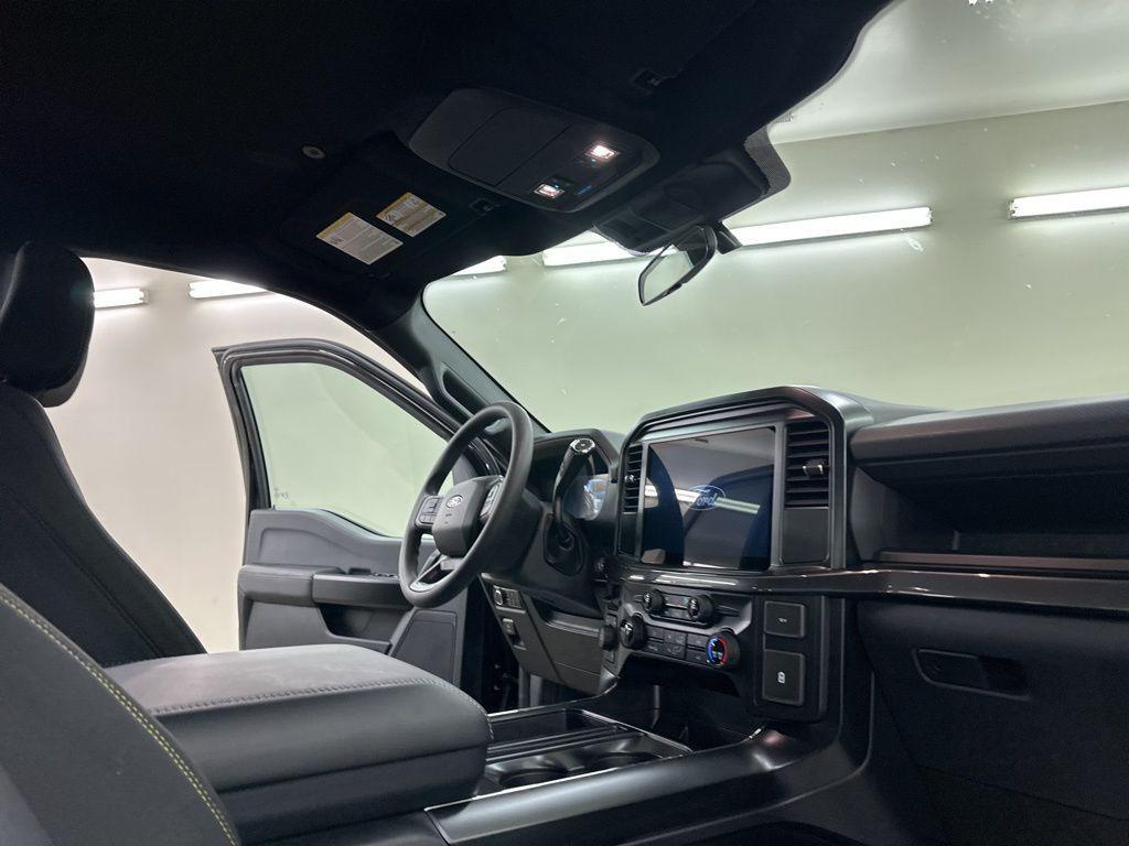 new 2025 Ford F-150 car, priced at $45,202