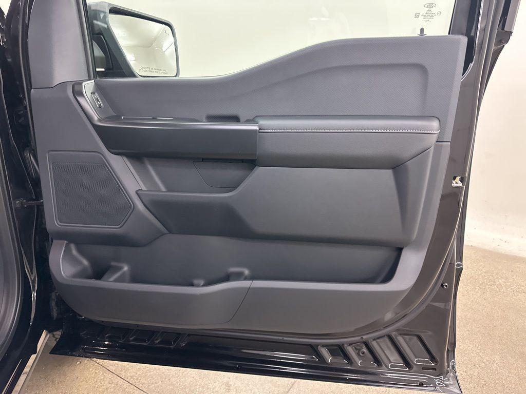 new 2025 Ford F-150 car, priced at $45,202