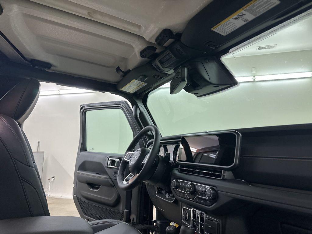 new 2025 Jeep Wrangler car, priced at $49,621