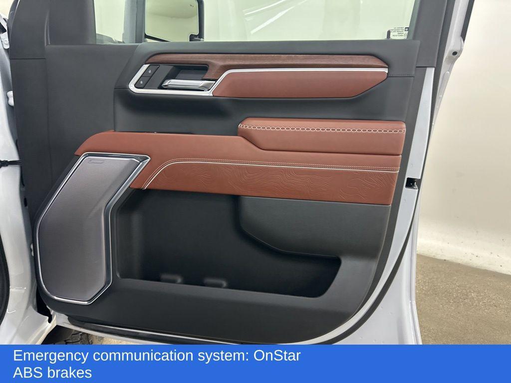 used 2025 GMC Sierra 2500 car, priced at $85,758