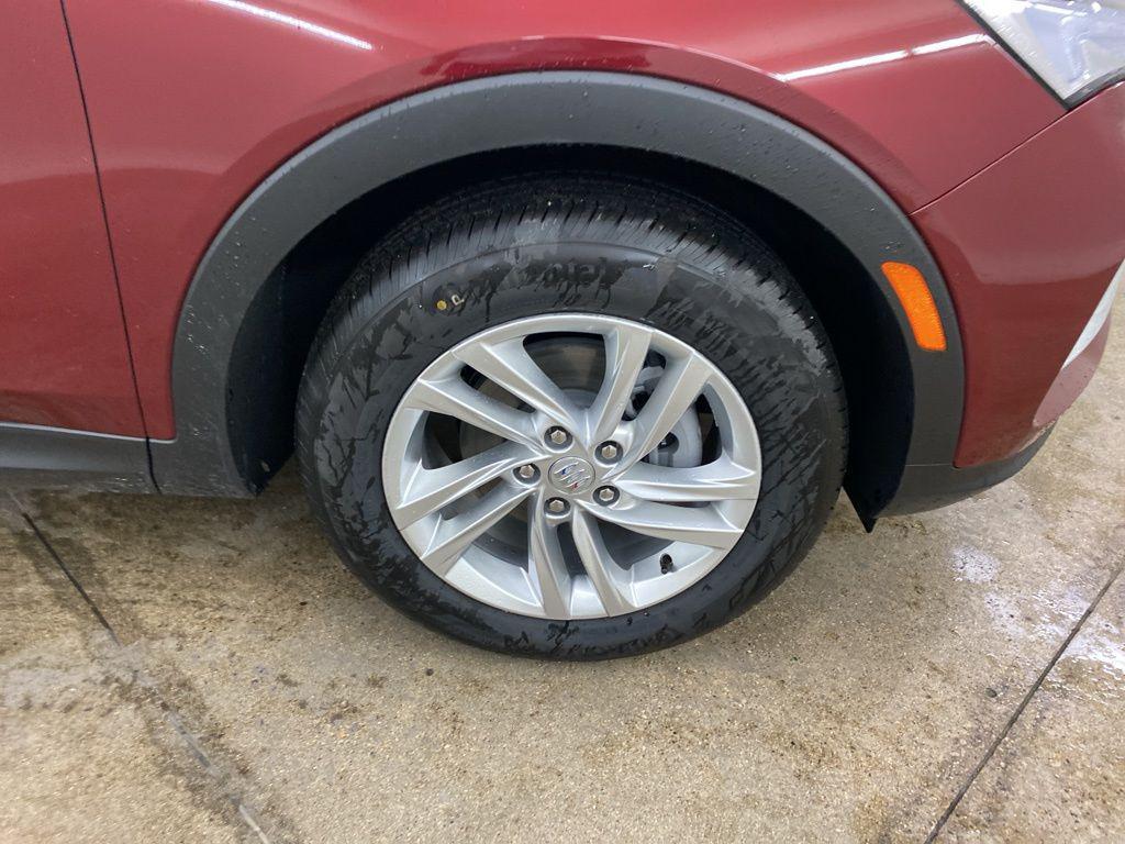 new 2025 Buick Envista car, priced at $24,317
