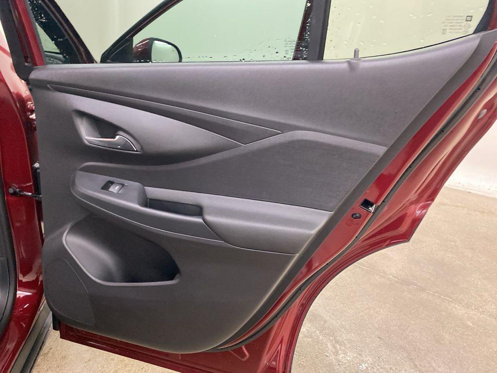 new 2025 Buick Envista car, priced at $24,317