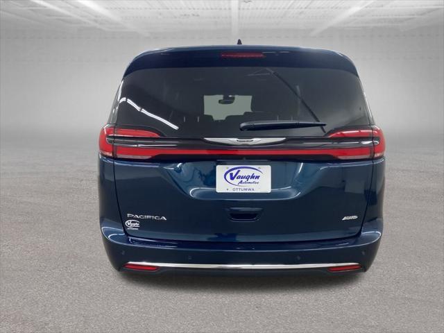 new 2025 Chrysler Pacifica car, priced at $42,875