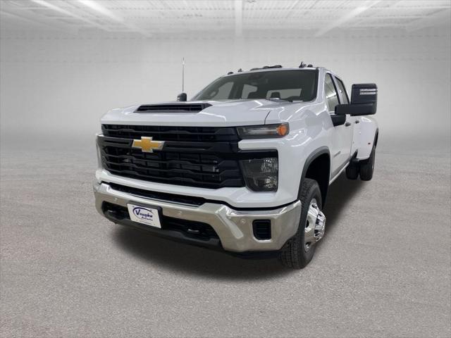 new 2025 Chevrolet Silverado 3500 car, priced at $65,280