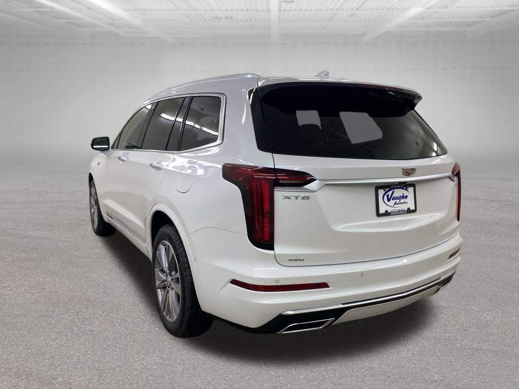 new 2025 Cadillac XT6 car, priced at $58,347