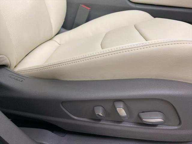 new 2025 Cadillac XT6 car, priced at $58,347