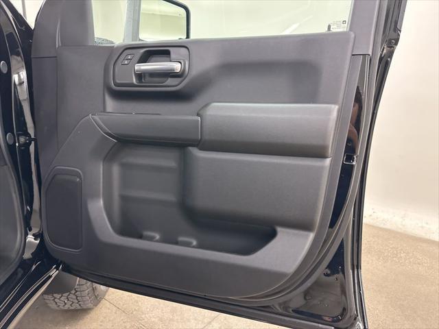new 2025 Chevrolet Silverado 2500 car, priced at $53,215