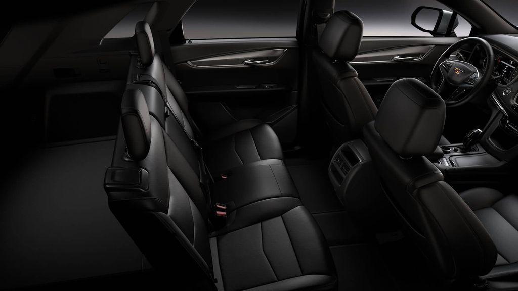 new 2025 Cadillac XT5 car, priced at $44,961