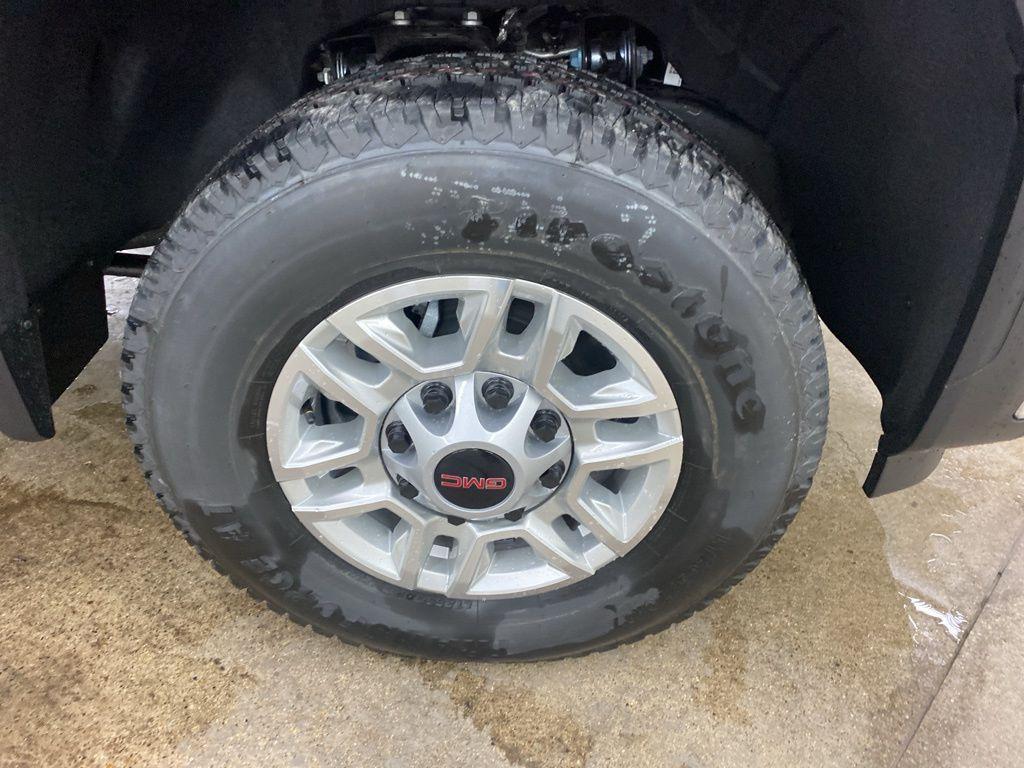 new 2025 GMC Sierra 2500 car, priced at $47,749