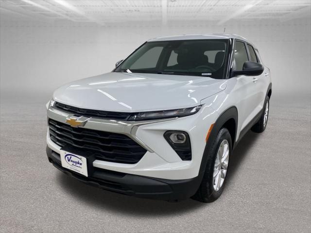 new 2025 Chevrolet TrailBlazer car, priced at $24,374