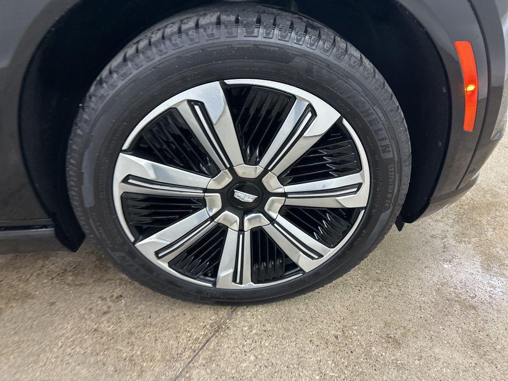 used 2025 Cadillac Escalade IQ car, priced at $124,999