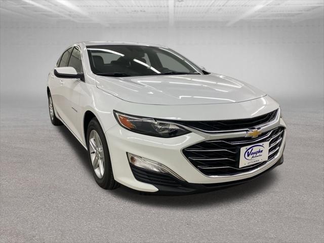 new 2025 Chevrolet Malibu car, priced at $24,445