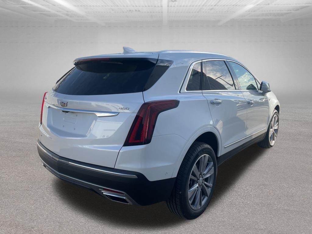 new 2025 Cadillac XT5 car, priced at $57,548