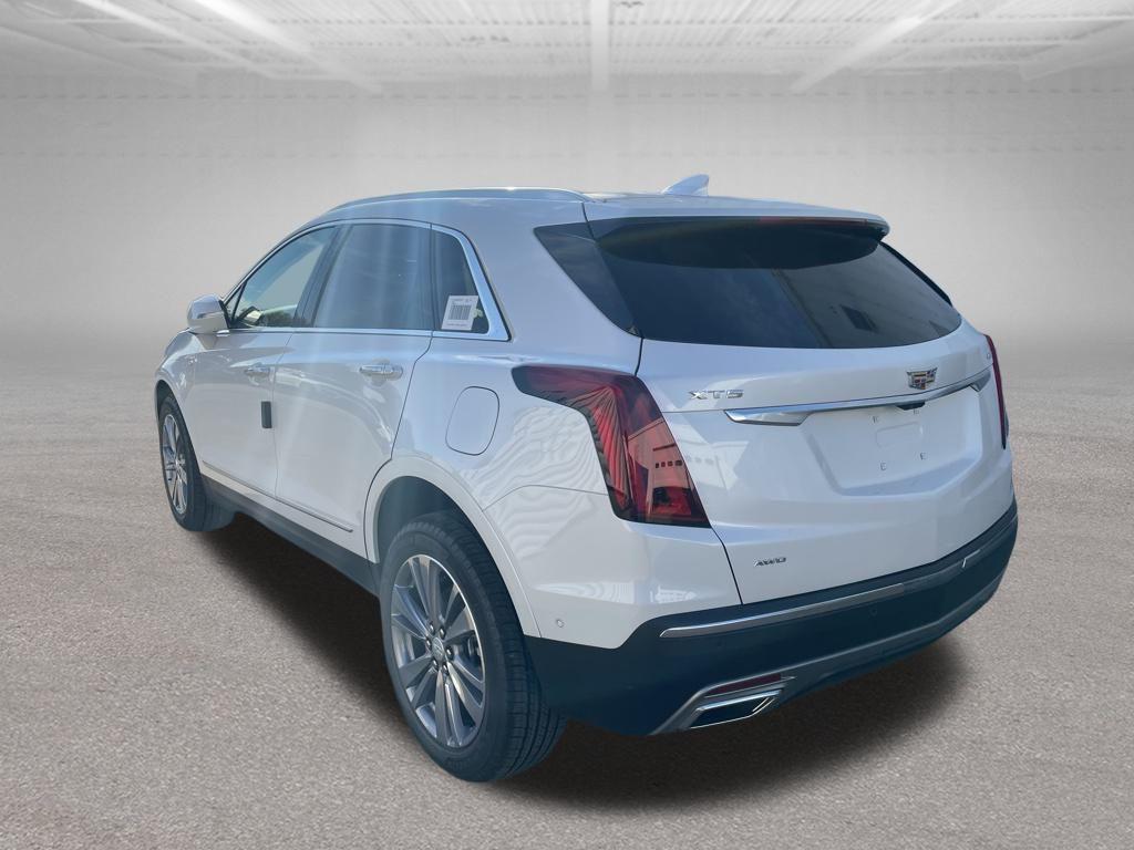 new 2025 Cadillac XT5 car, priced at $57,548