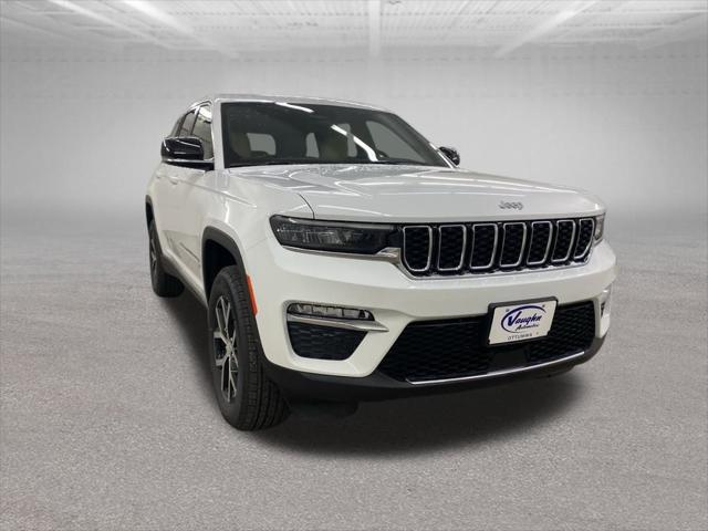new 2025 Jeep Grand Cherokee car, priced at $43,844