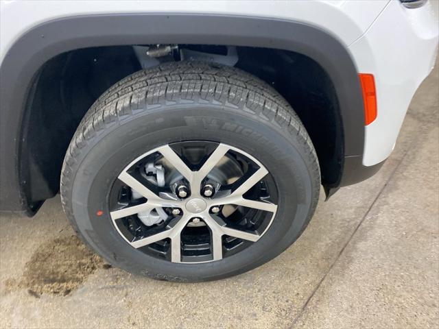 new 2025 Jeep Grand Cherokee car, priced at $43,844