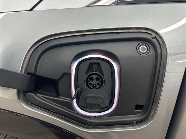 new 2025 Cadillac OPTIQ car, priced at $41,876