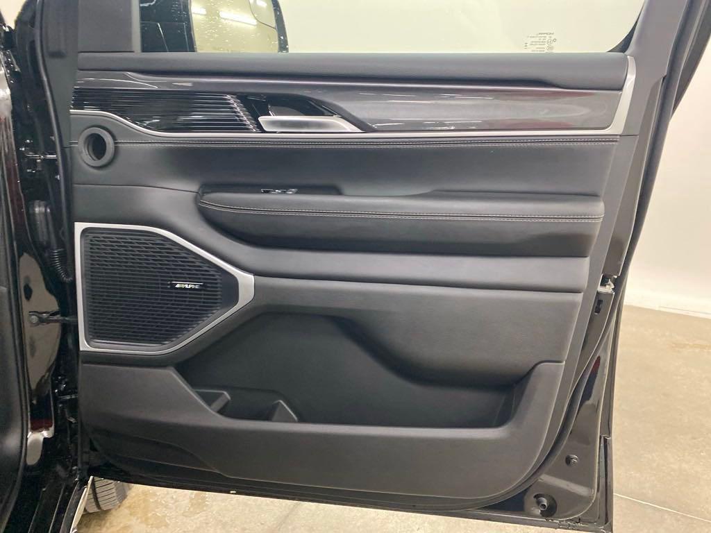new 2024 Jeep Wagoneer car, priced at $60,249