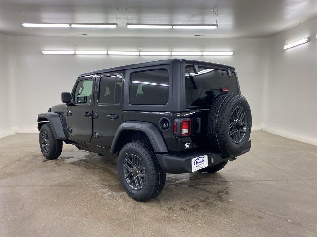 new 2025 Jeep Wrangler car, priced at $44,245