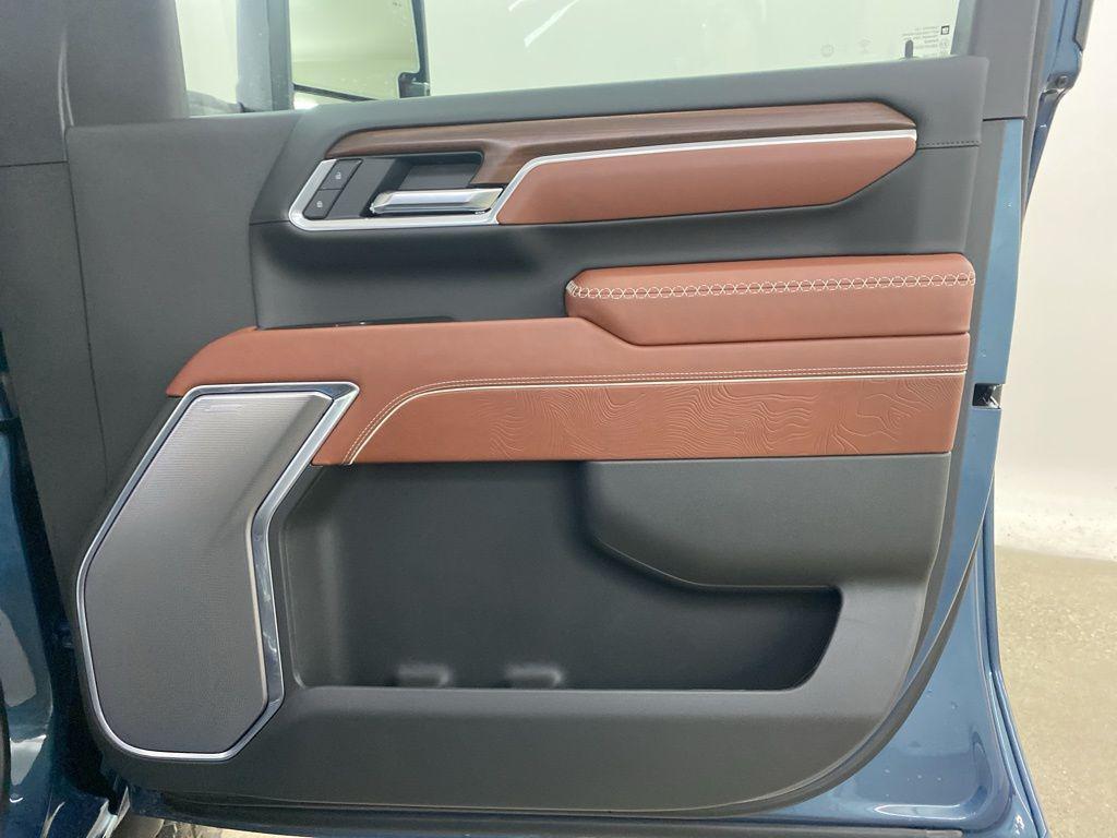 new 2025 GMC Sierra 2500 car, priced at $88,075