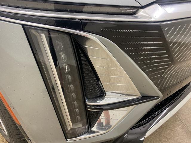 new 2025 Cadillac LYRIQ car, priced at $50,590