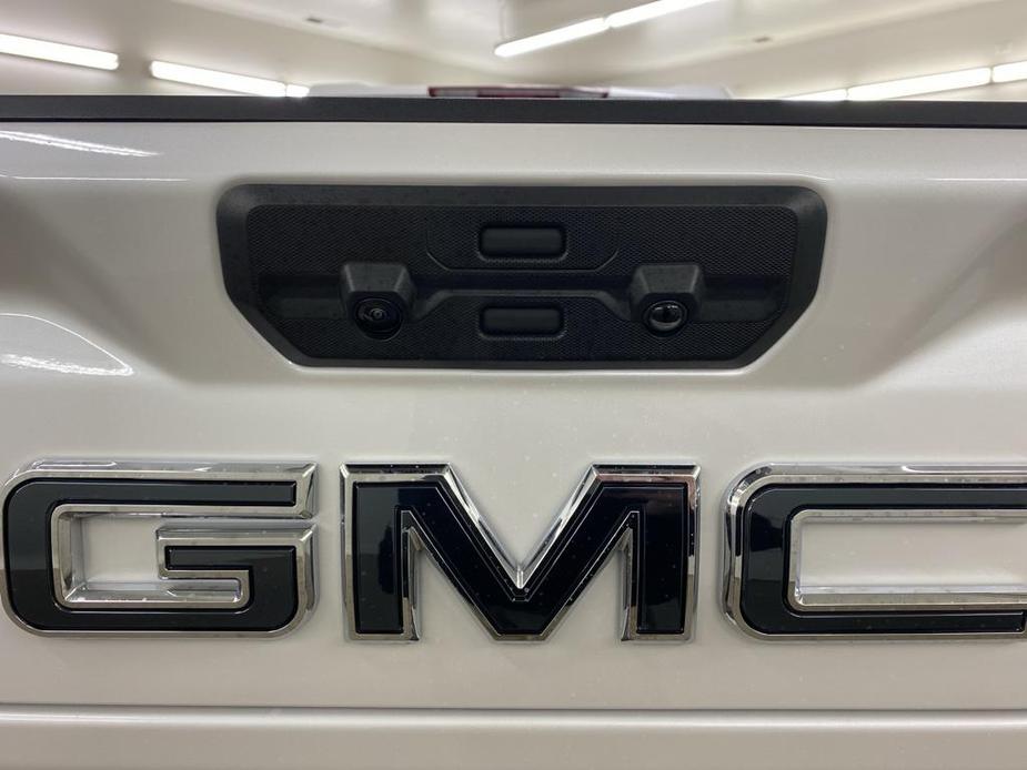 new 2024 GMC Sierra 2500 car, priced at $90,595