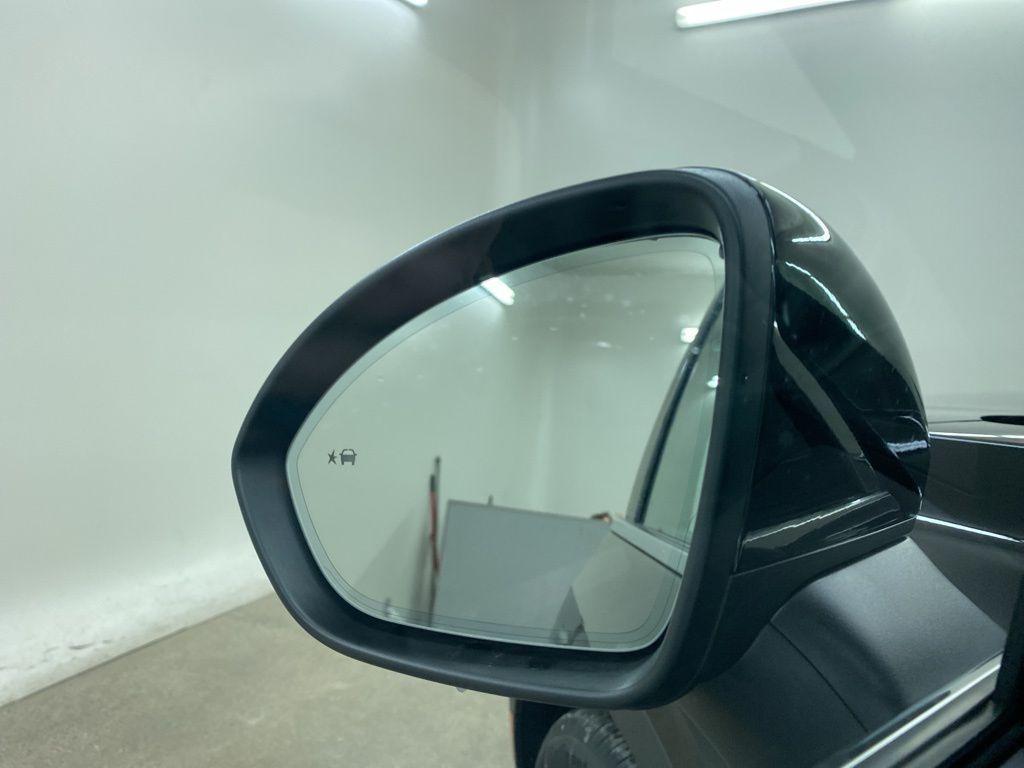 new 2025 Buick Envision car, priced at $35,148