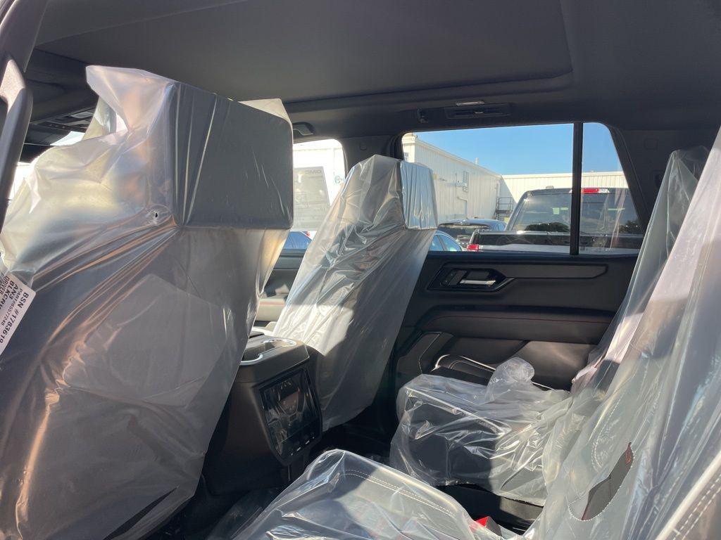 new 2025 GMC Yukon car, priced at $95,595
