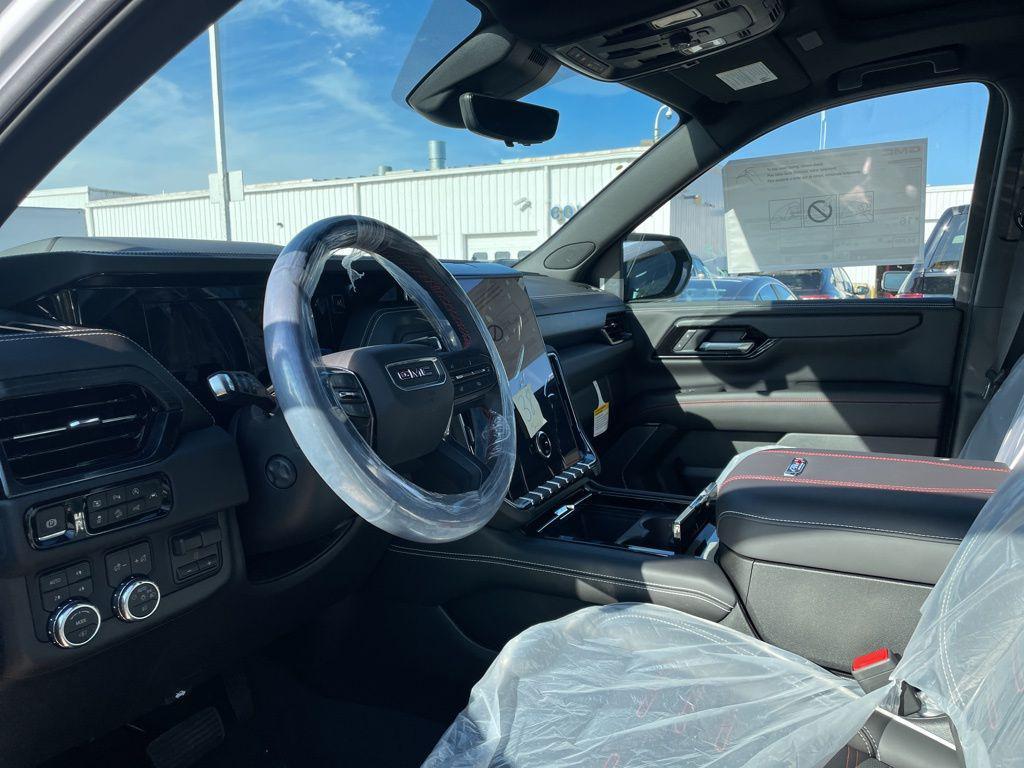 new 2025 GMC Yukon car, priced at $95,595