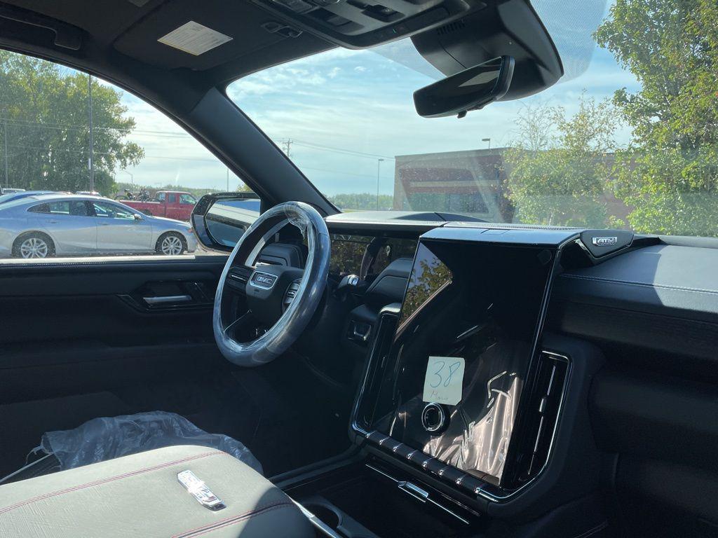 new 2025 GMC Yukon car, priced at $95,595