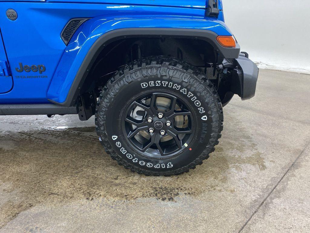 new 2025 Jeep Gladiator car, priced at $46,482