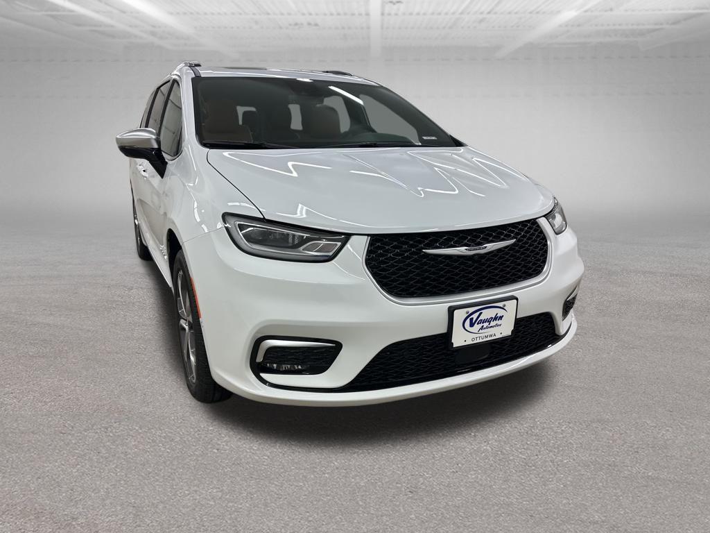 new 2026 Chrysler Pacifica car, priced at $53,530