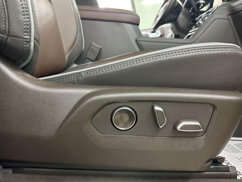 new 2026 GMC Sierra 2500 car, priced at $82,732