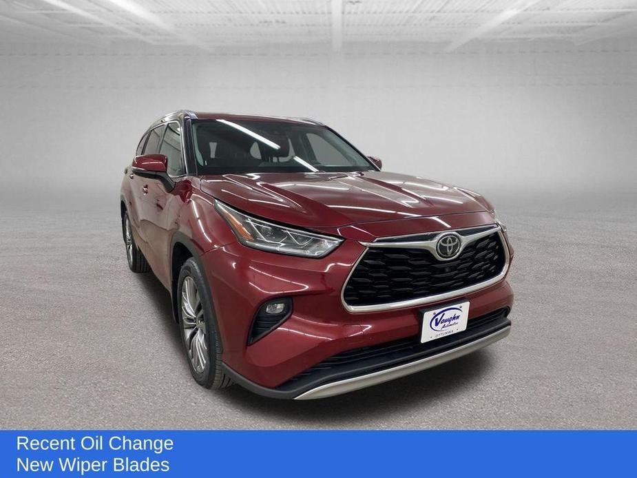 used 2020 Toyota Highlander car, priced at $34,995