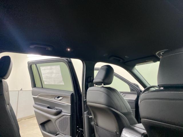 new 2025 Jeep Grand Cherokee L car, priced at $46,215