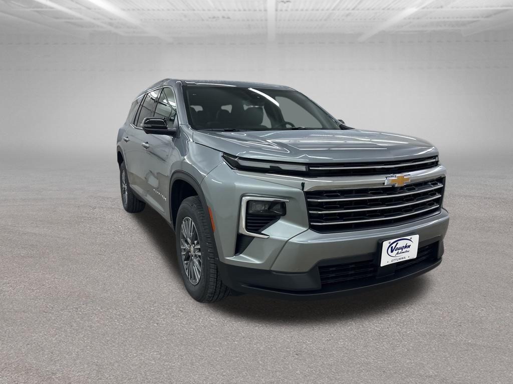 new 2026 Chevrolet Traverse car, priced at $42,850