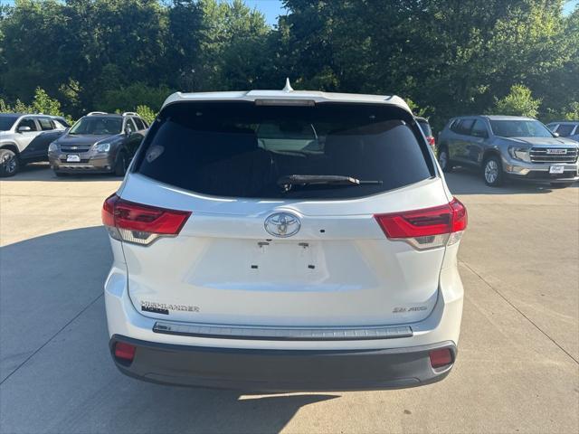 used 2018 Toyota Highlander car, priced at $23,999