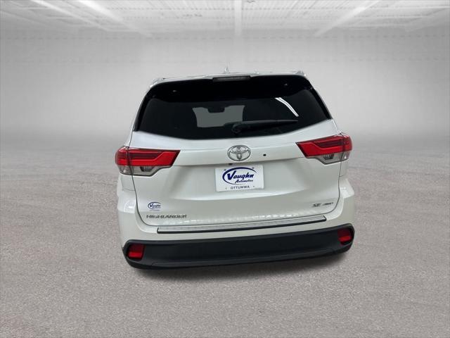 used 2018 Toyota Highlander car, priced at $23,999