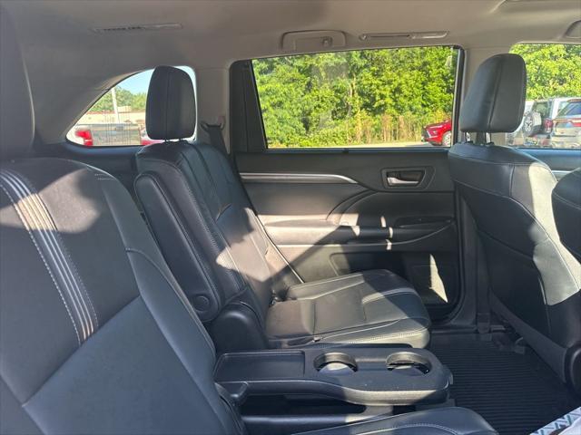 used 2018 Toyota Highlander car, priced at $23,999