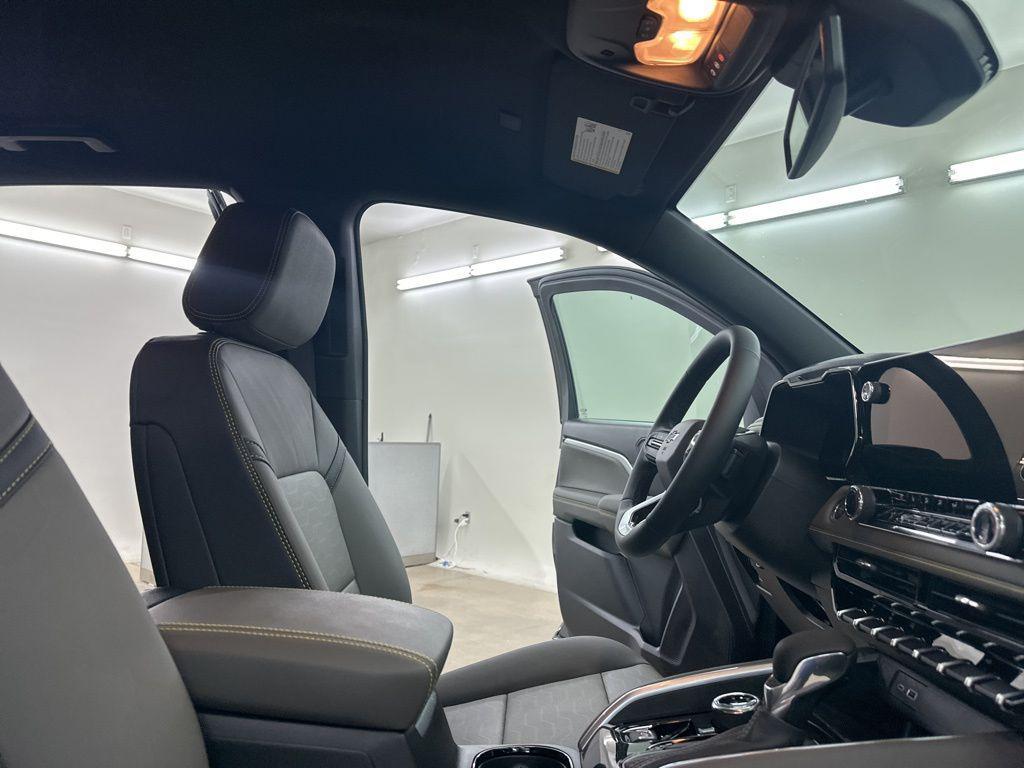 new 2025 Chevrolet Colorado car, priced at $48,179
