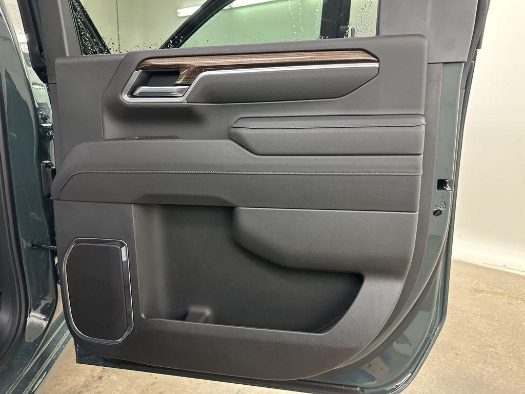 new 2025 Chevrolet Silverado 2500 car, priced at $65,449