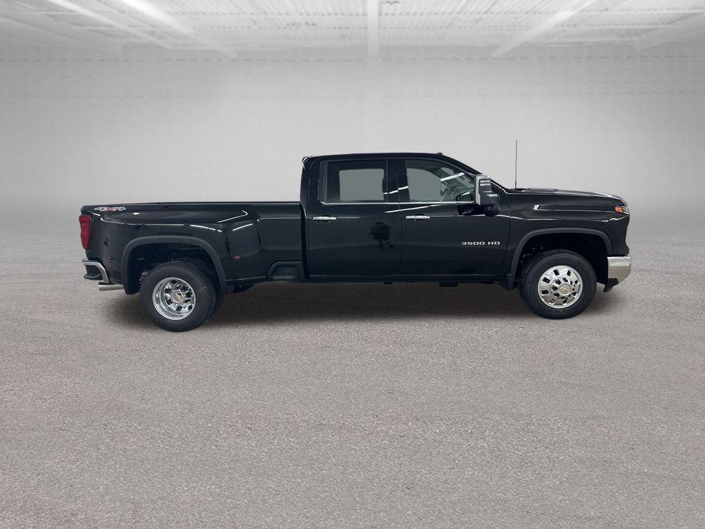 new 2025 Chevrolet Silverado 3500 car, priced at $76,925