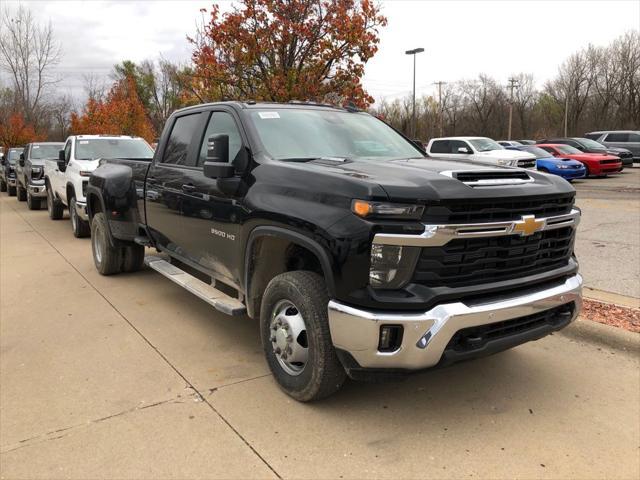 new 2025 Chevrolet Silverado 3500 car, priced at $71,005